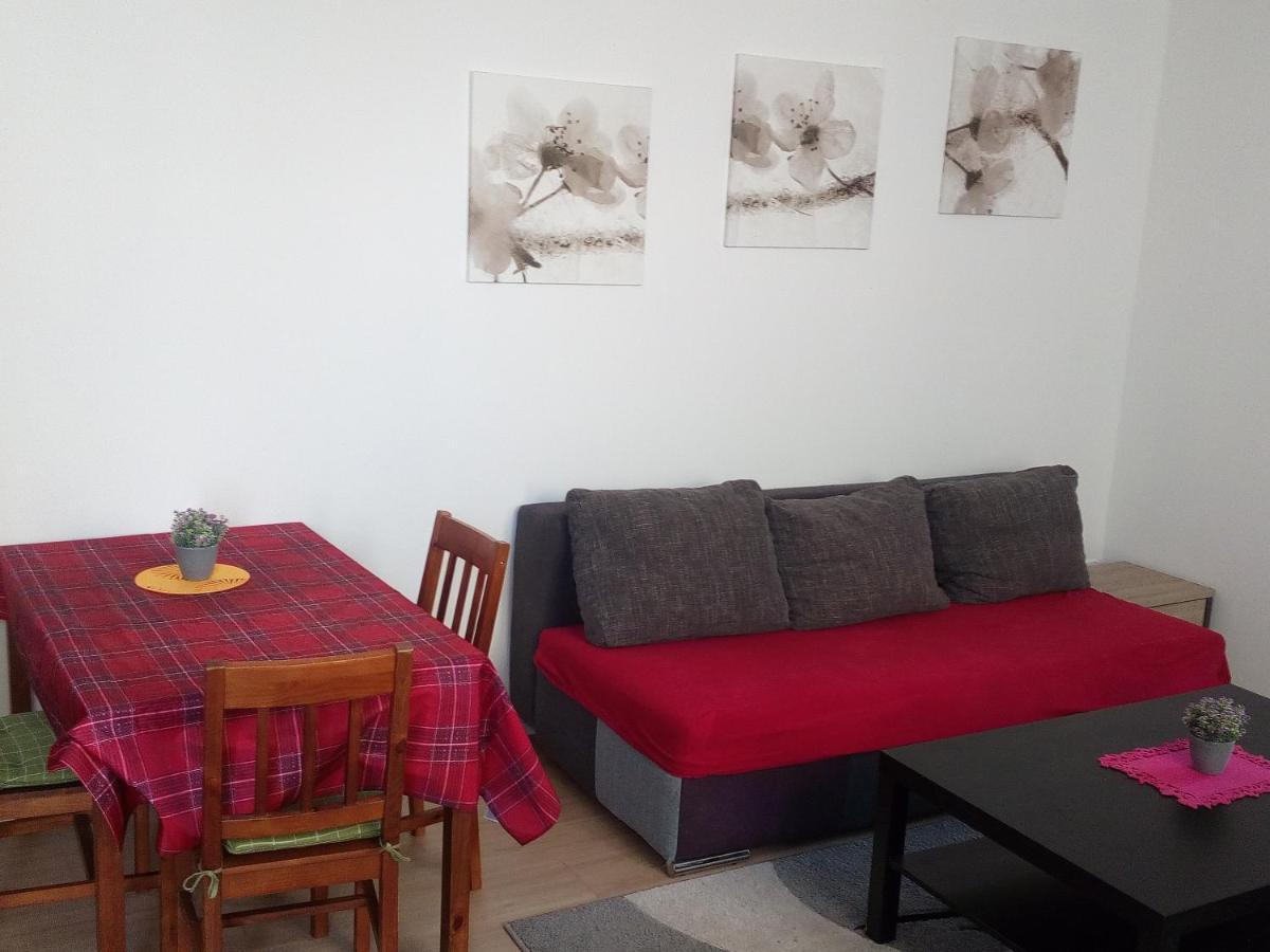 Apartman Stefanikova Zlín Εξωτερικό φωτογραφία