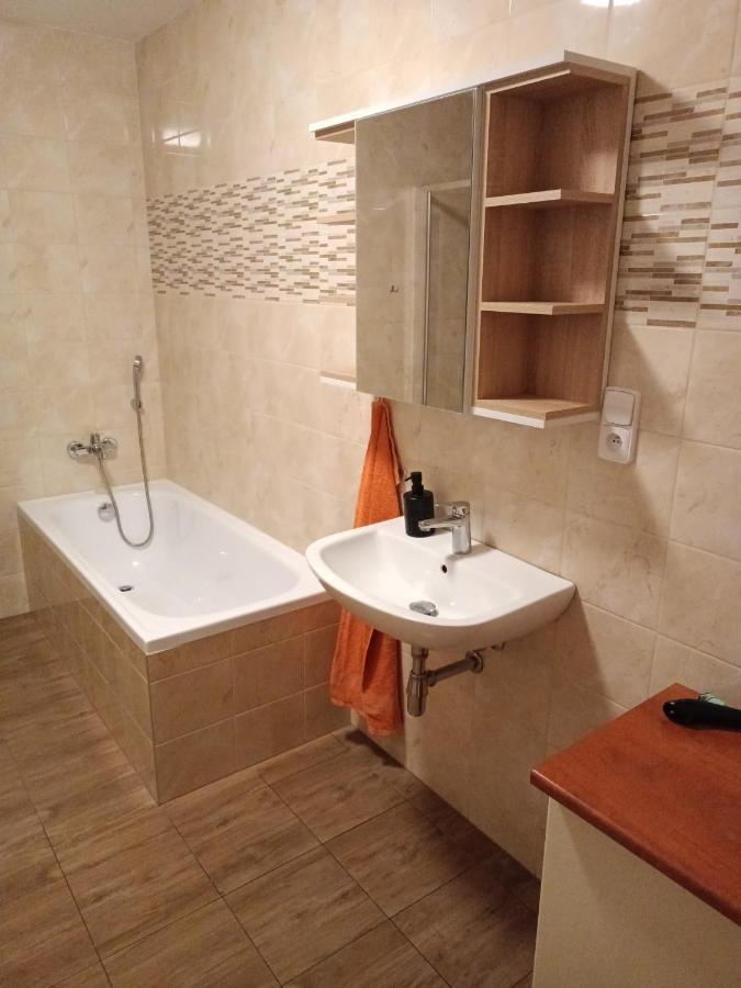 Apartman Stefanikova Zlín Εξωτερικό φωτογραφία